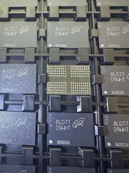 MT53D1024M32D4DT-053 AIT:D by Micron Technology Inc.